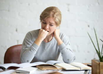 A „nem tudás” hatása a szervezet hatékonyságára és a munkavállalók mentális állapotára